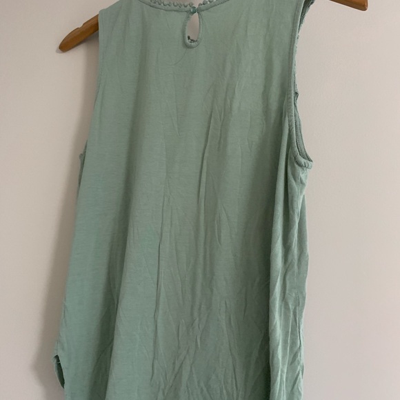 (2/$20) H&M S Green Tank Top - Picture 4 of 4